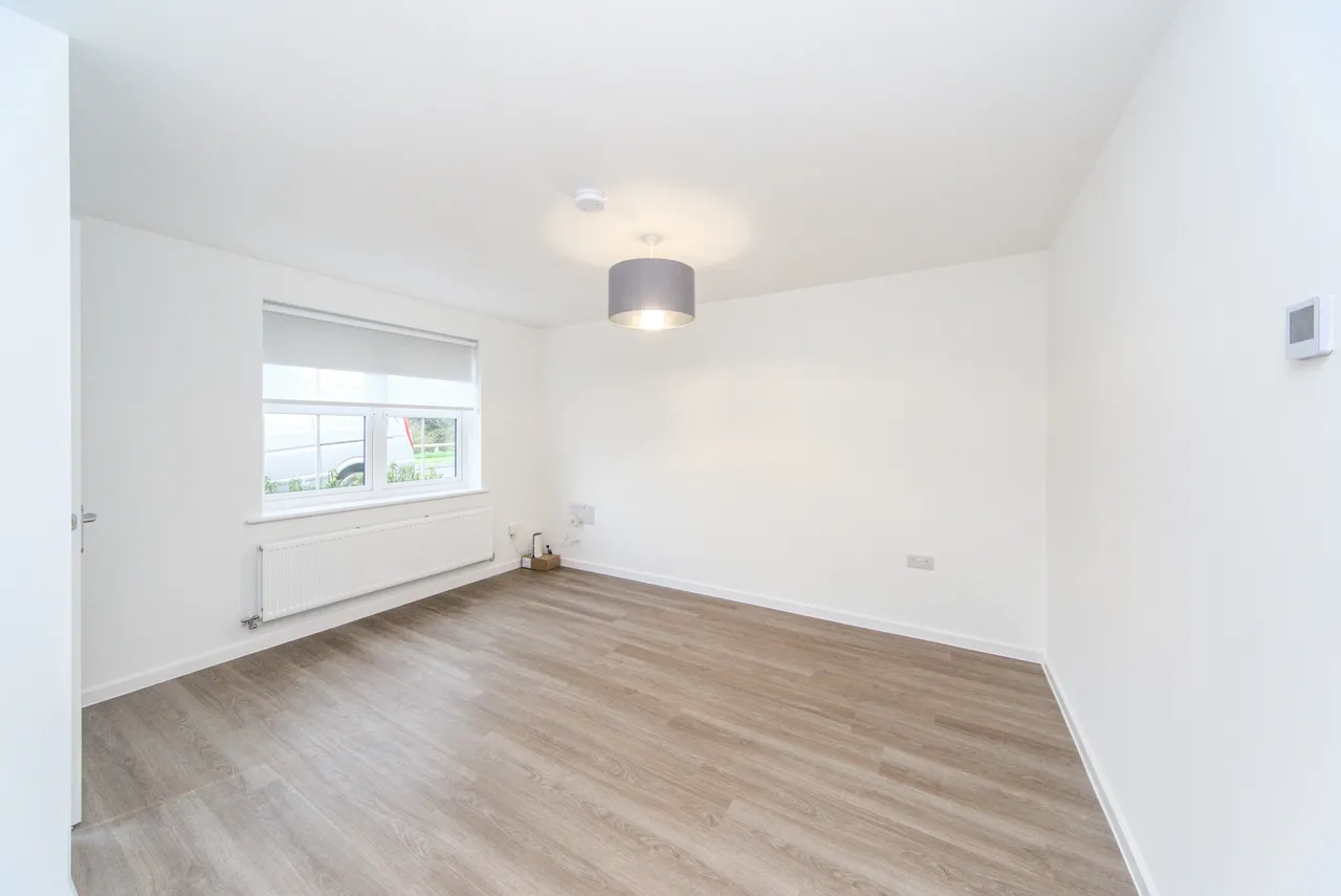 Funnell Drive, Stone Cross, BN24, photo 6