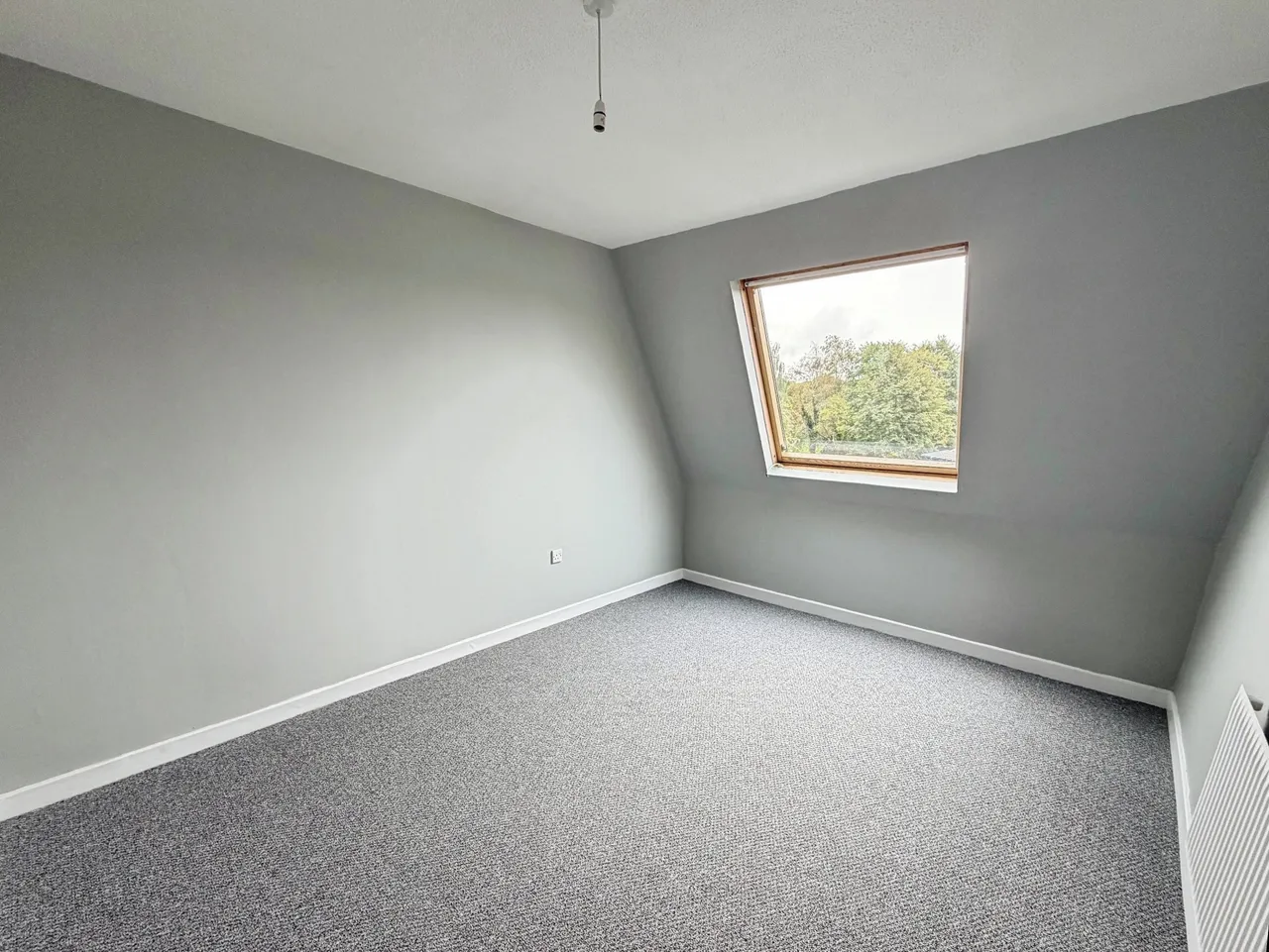Leighton Peterborough, PE2, photo 6