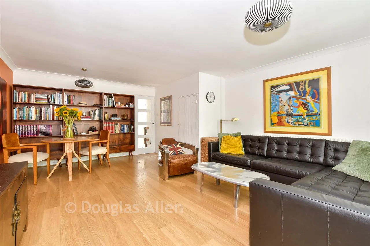 Highfield Green, Epping, CM16, photo 4