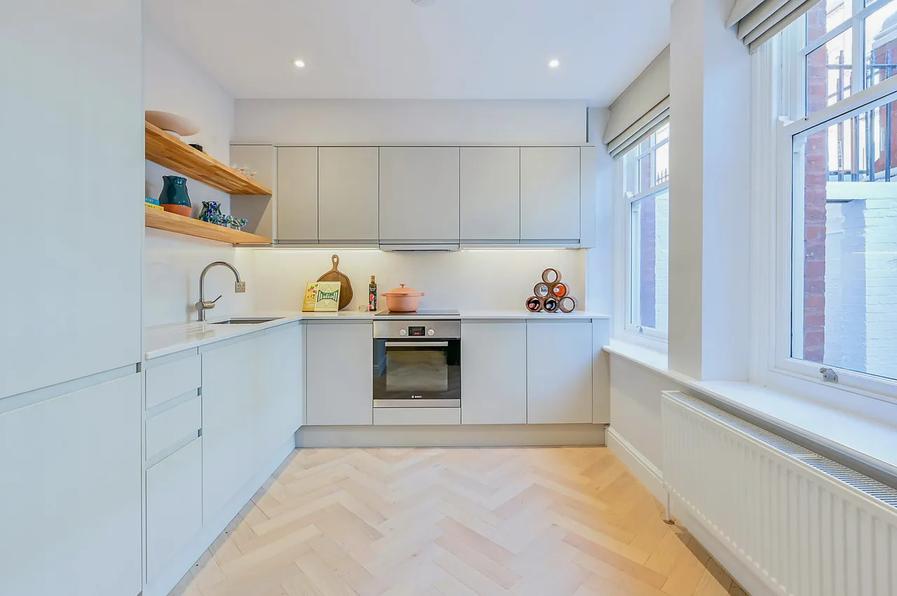 202a Hamlet Gardens, London, photo 3