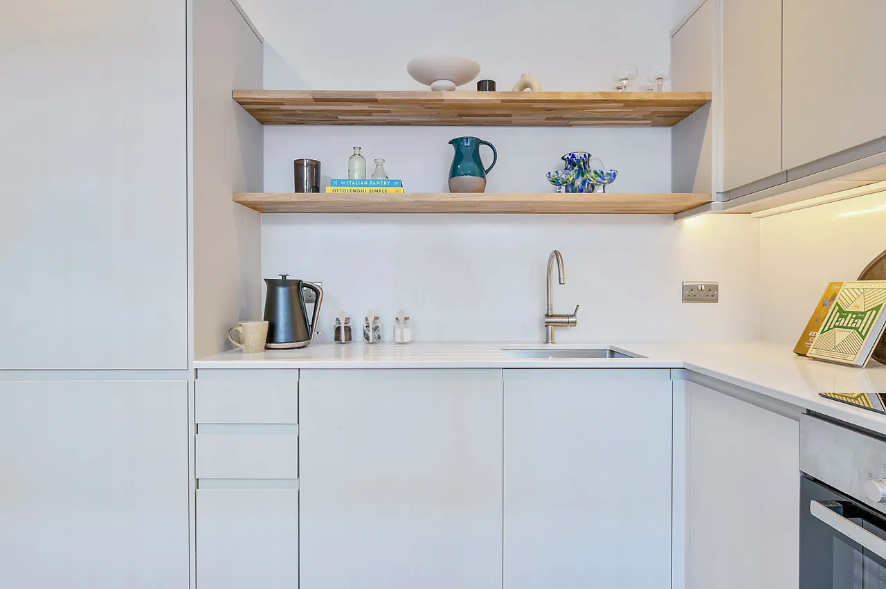 202a Hamlet Gardens, London, photo 4