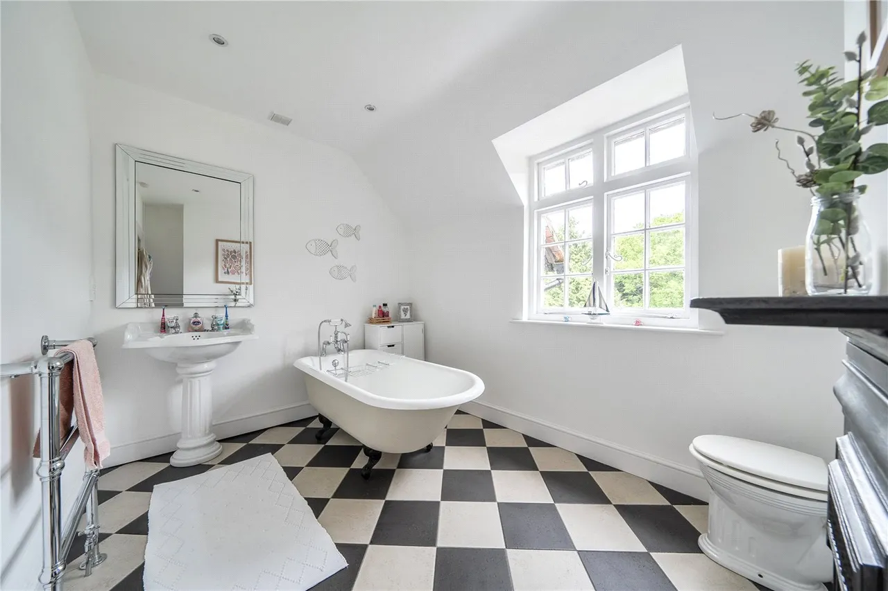 Churt Road, Hindhead, Surrey, GU26, photo 12
