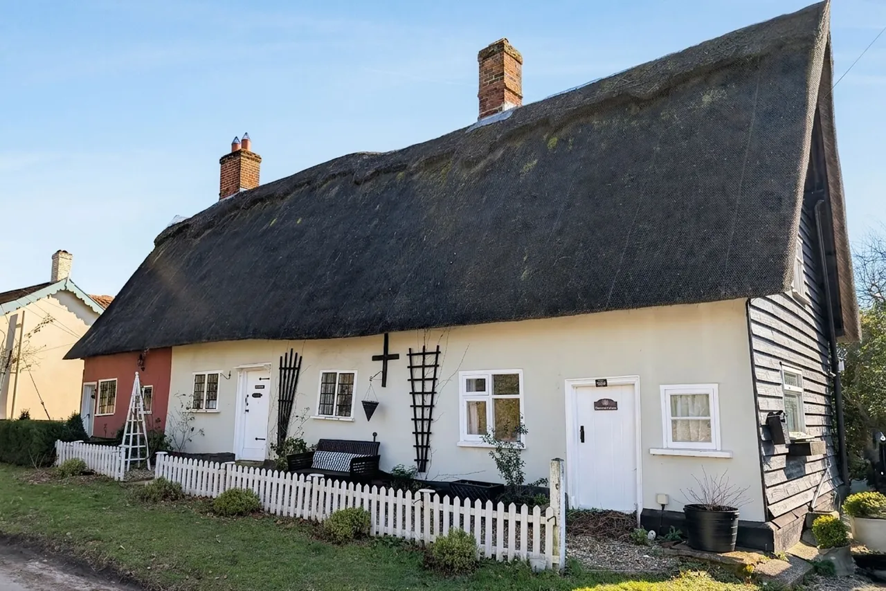 2 bed house to rent, Thompson