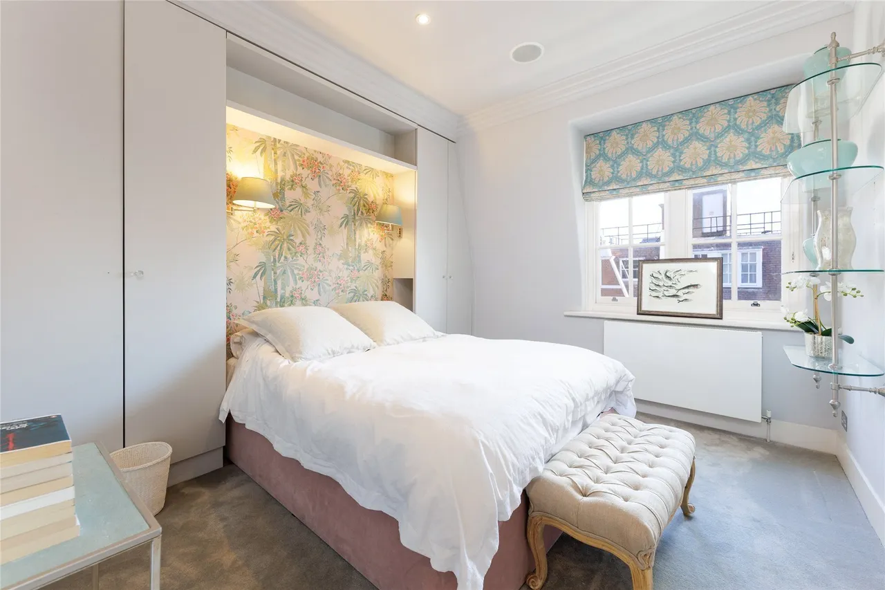 Sloane Court West, London, SW3, photo 5