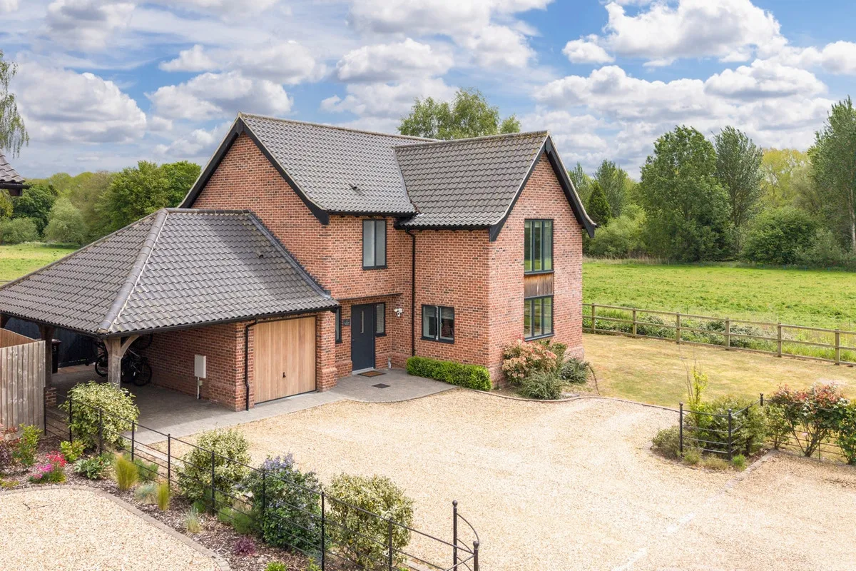 4 bed house for sale, Duvernay Croft, Ickburgh, IP26