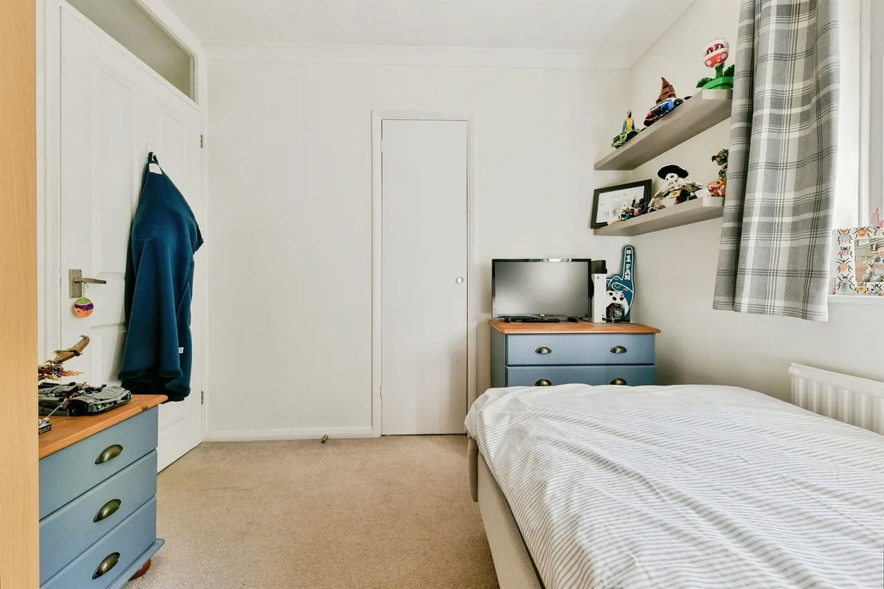 Petworth Close, Stevenage, SG2, photo 15