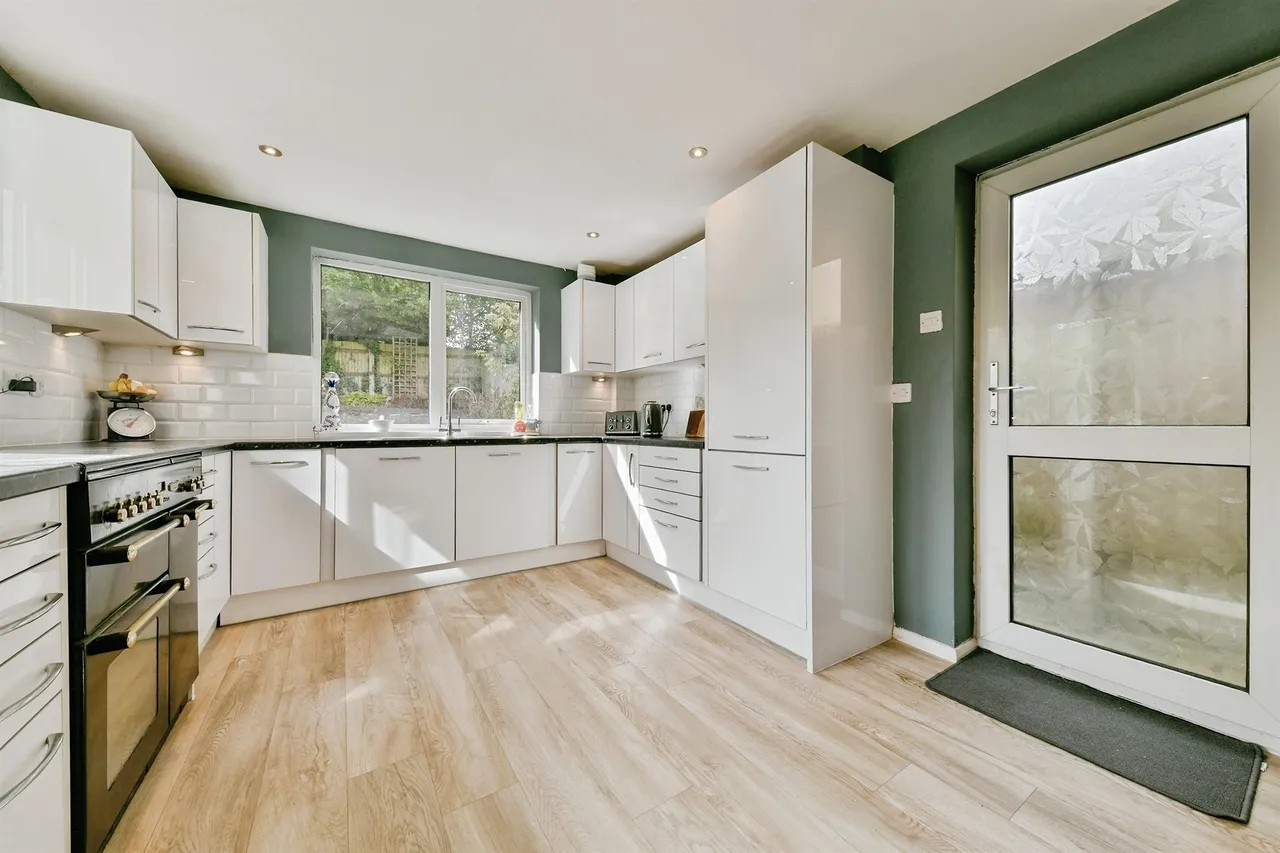 Petworth Close, Stevenage, SG2, photo 8