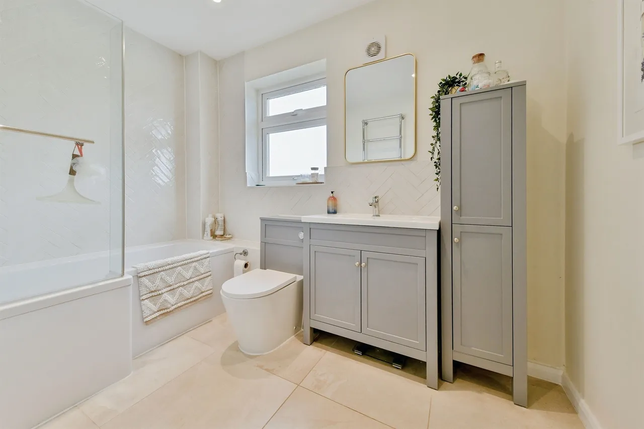 Petworth Close, Stevenage, SG2, photo 16