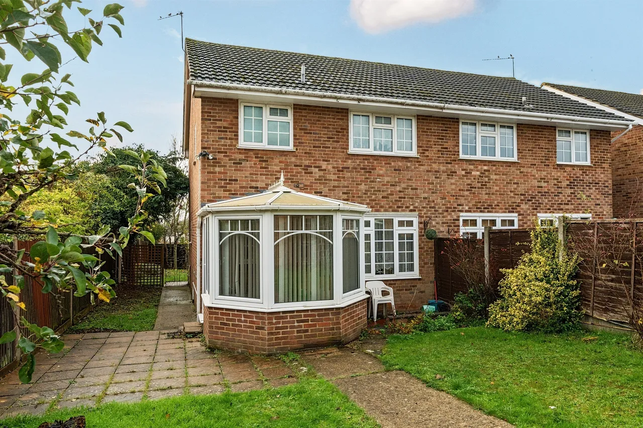 Gardner Road, Maidenhead, SL6, photo 17