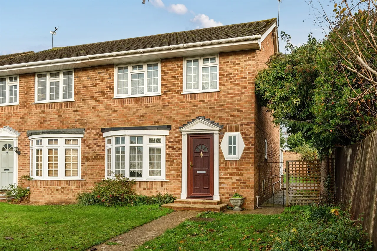 3 bed house for sale, Gardner Road, Maidenhead, SL6