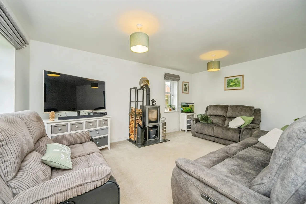 Tutbury Hollow, Ashbourne, DE6, photo 5
