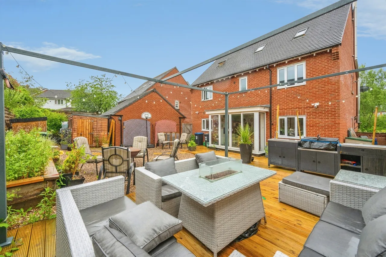 Tutbury Hollow, Ashbourne, DE6, photo 2