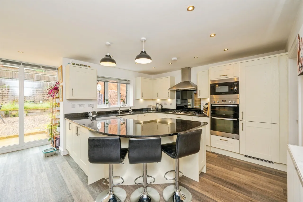 Tutbury Hollow, Ashbourne, DE6, photo 4