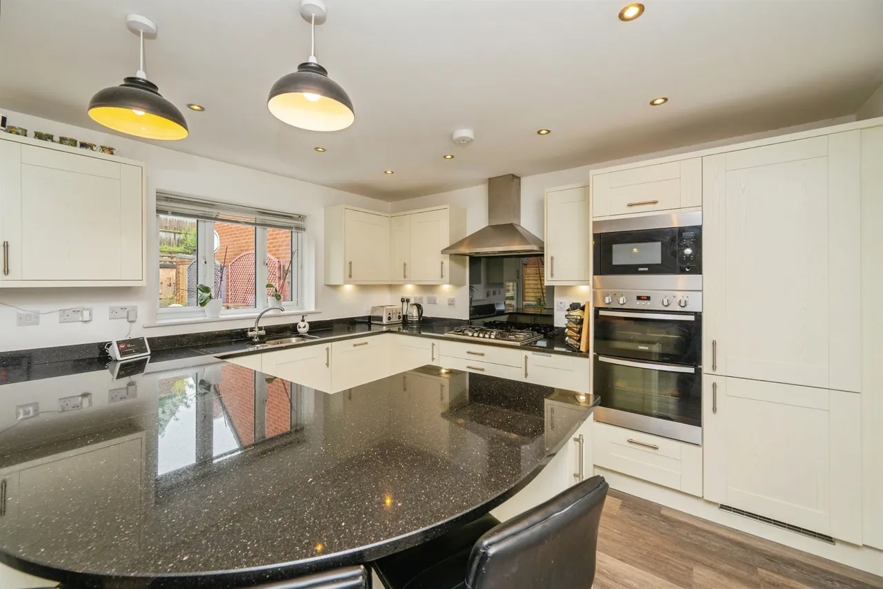 Tutbury Hollow, Ashbourne, DE6, photo 7