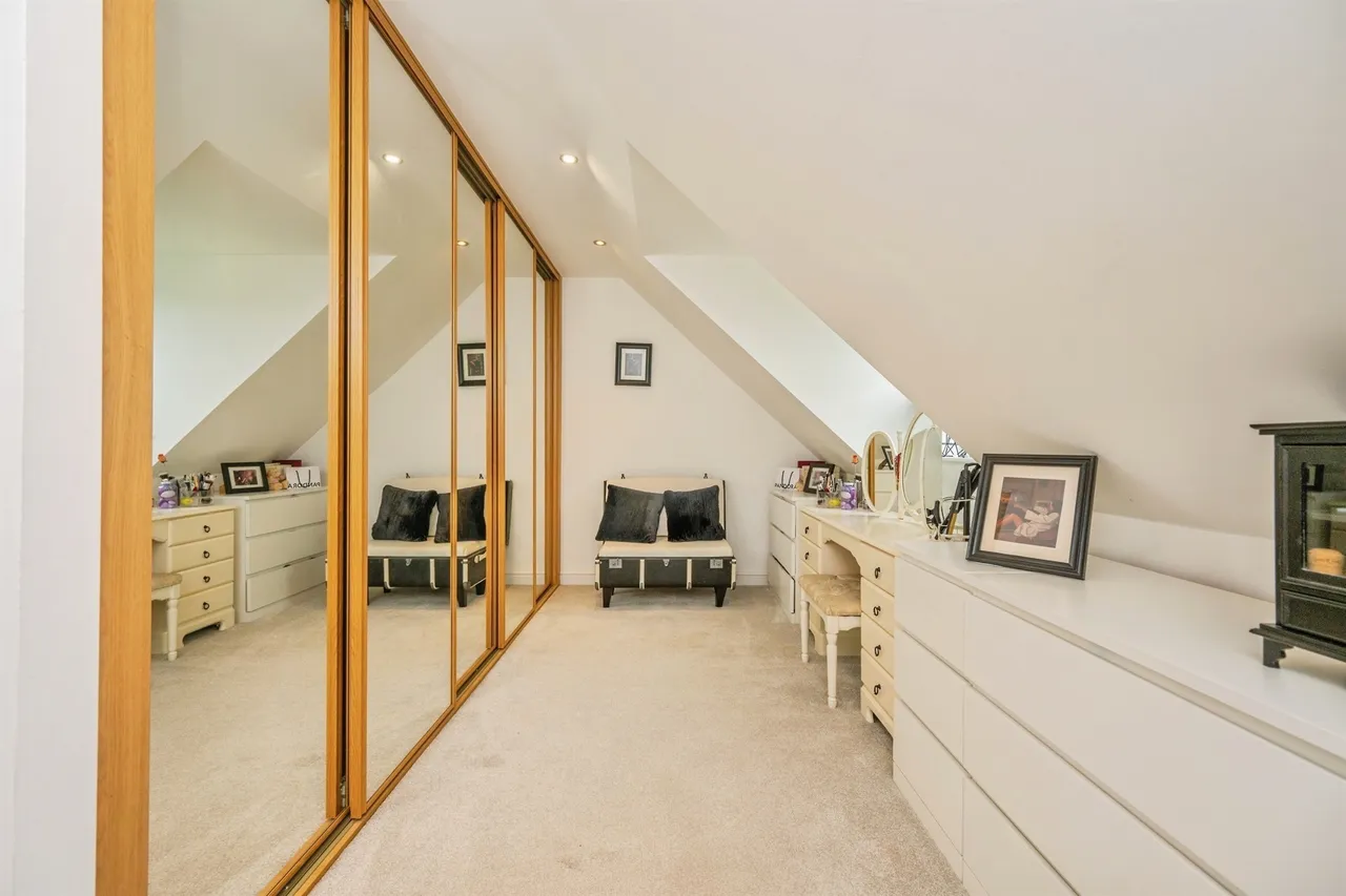 Tutbury Hollow, Ashbourne, DE6, photo 18