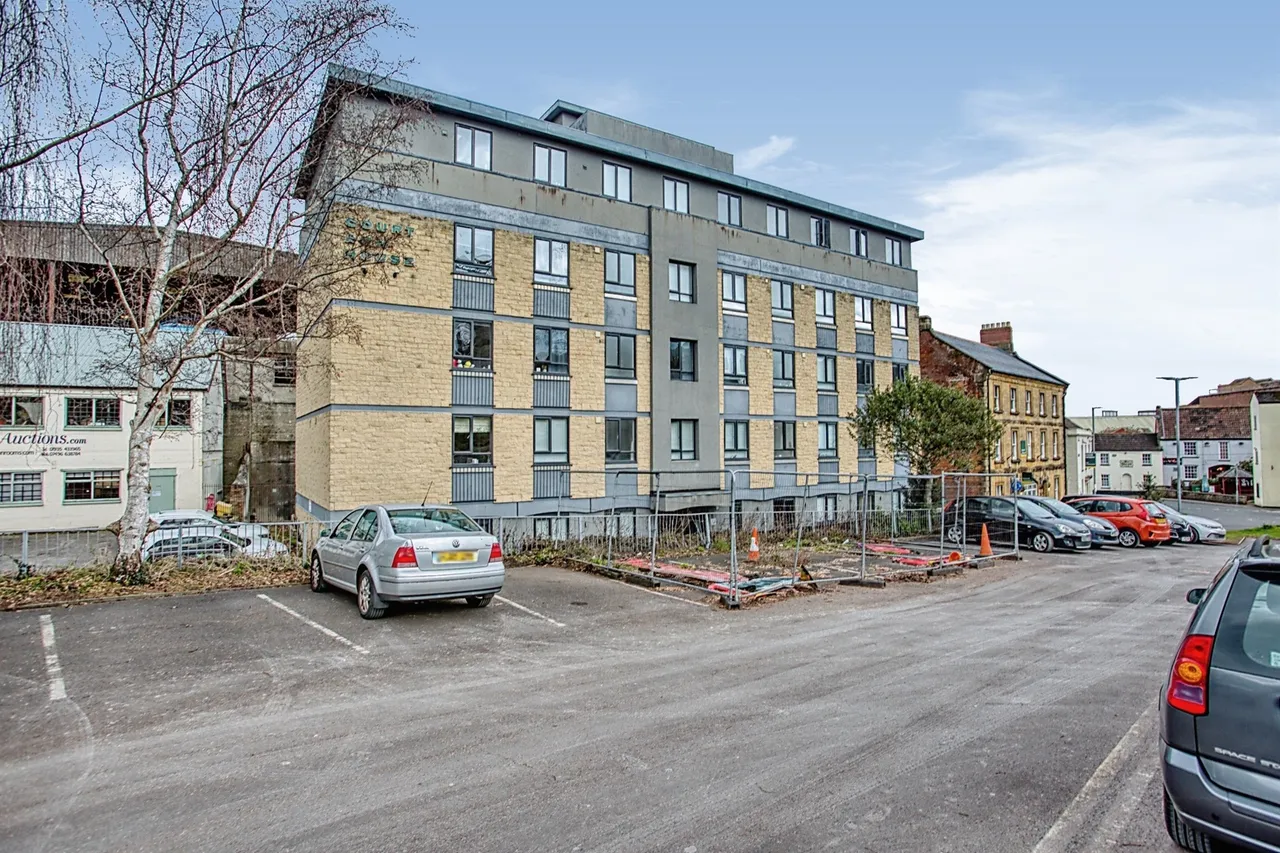 1 bed flat for sale, Court Ash, Yeovil, BA20