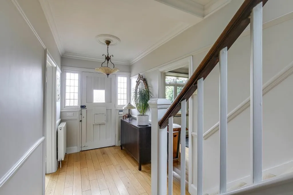 Briton Hill Road, Sanderstead, photo 2