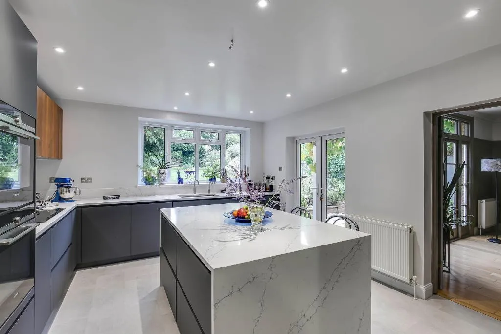 Briton Hill Road, Sanderstead, photo 6