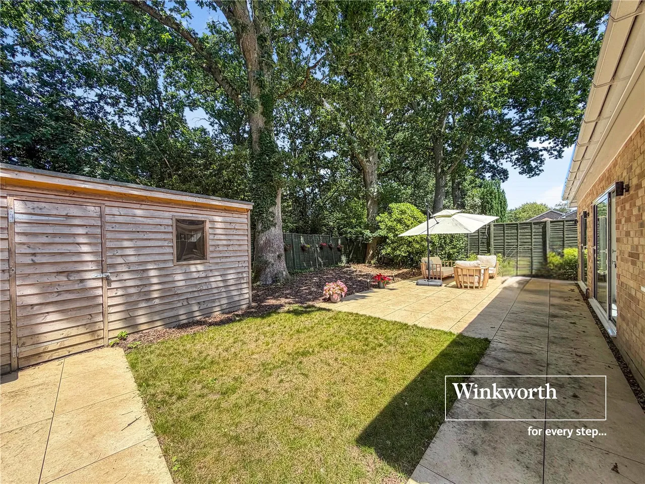 Sarum Avenue, West Moors, Ferndown, Dorset, BH22, photo 9