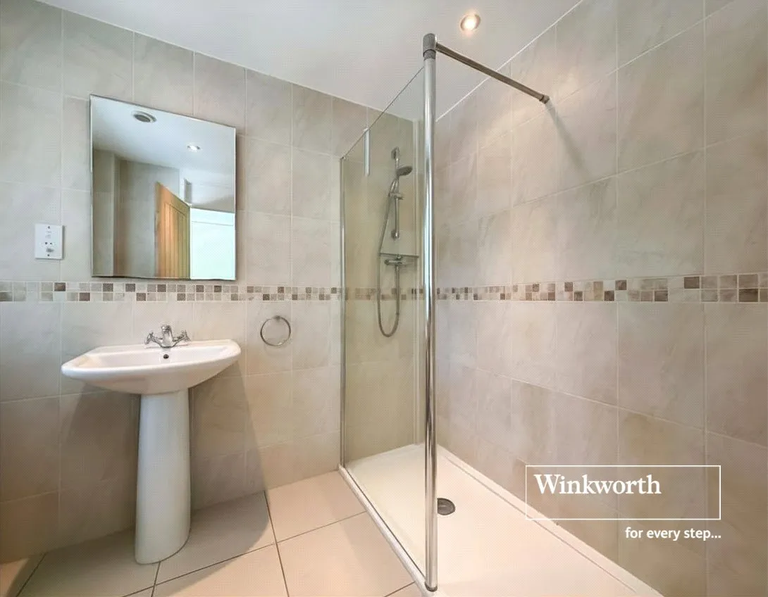Sarum Avenue, West Moors, Ferndown, Dorset, BH22, photo 3