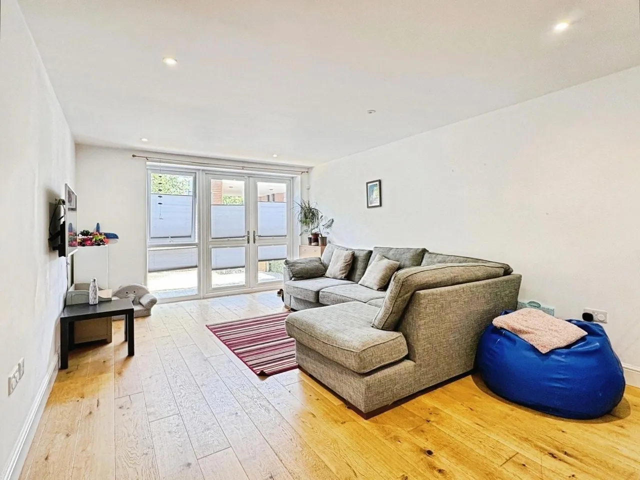 Exchange Close, Aldershot, Hampshire, GU11 2FD, photo 8