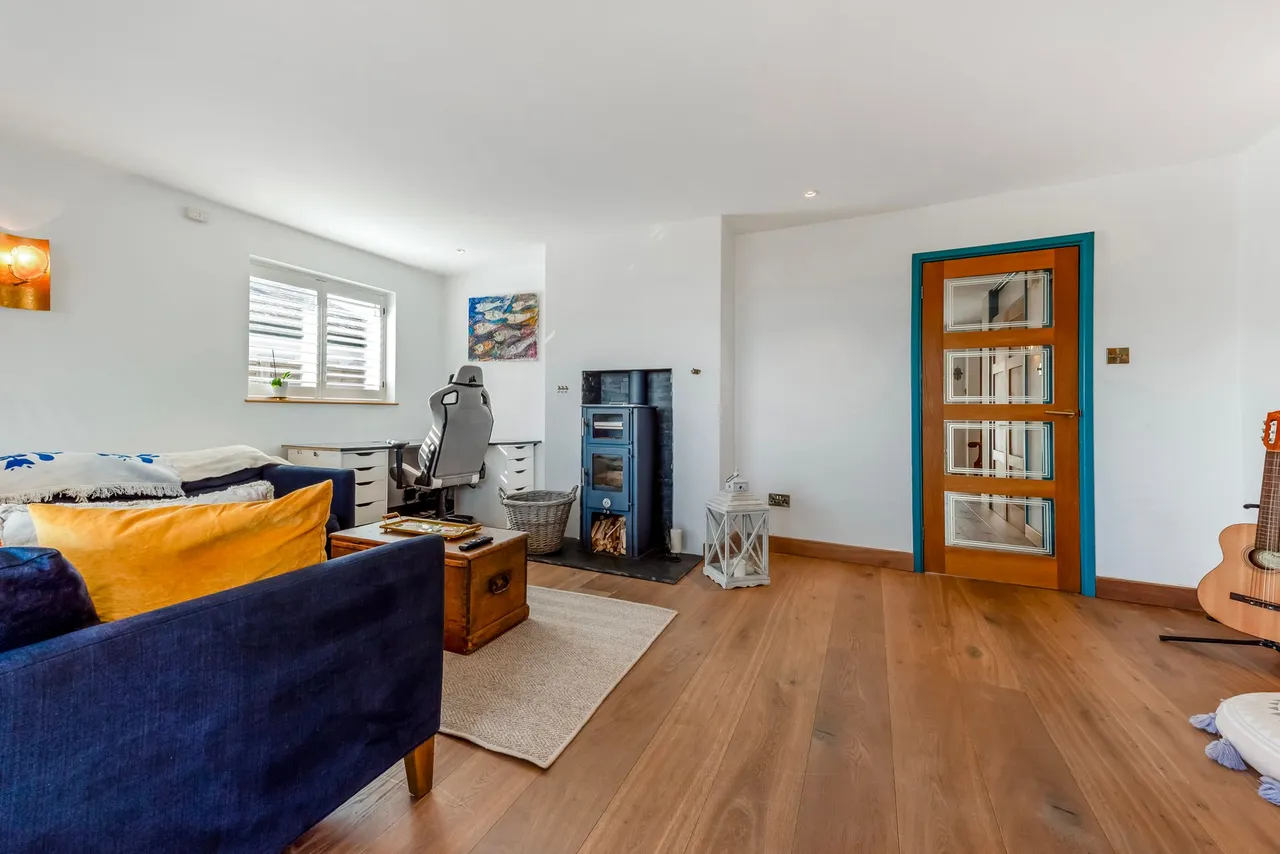 West Front Road, Pagham, PO21, photo 7