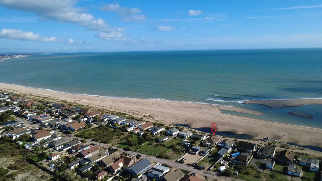 West Front Road, Pagham, PO21, photo 25
