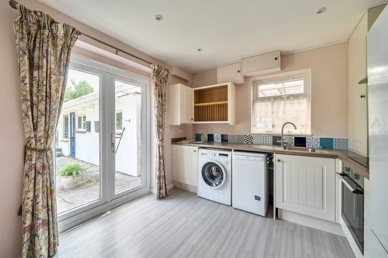 Belmont Close, Shaftesbury, SP7, photo 4