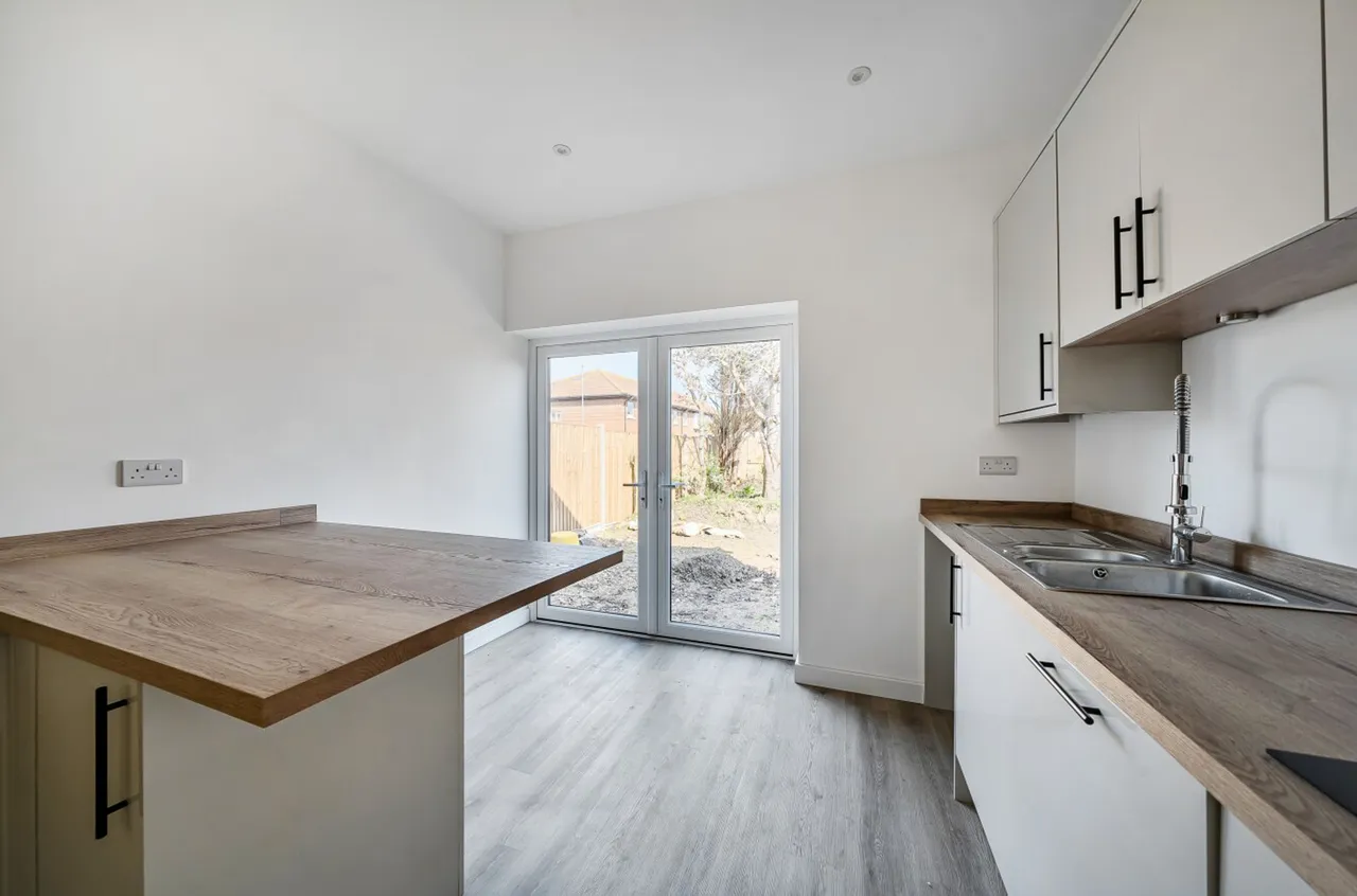 Collyer Avenue, Bognor Regis, PO21, photo 8