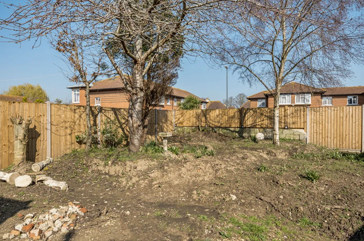 Collyer Avenue, Bognor Regis, PO21, photo 18