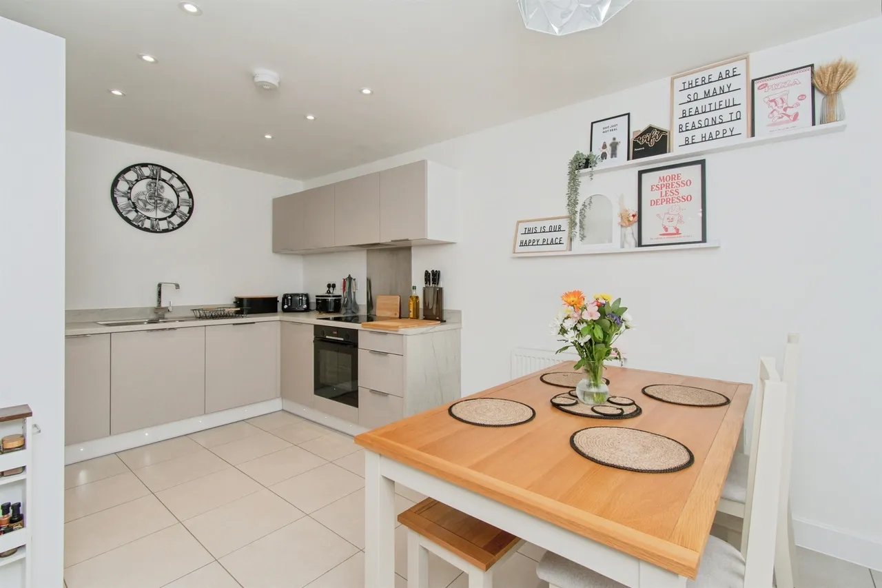 Ledger Way, Castleford, photo 3