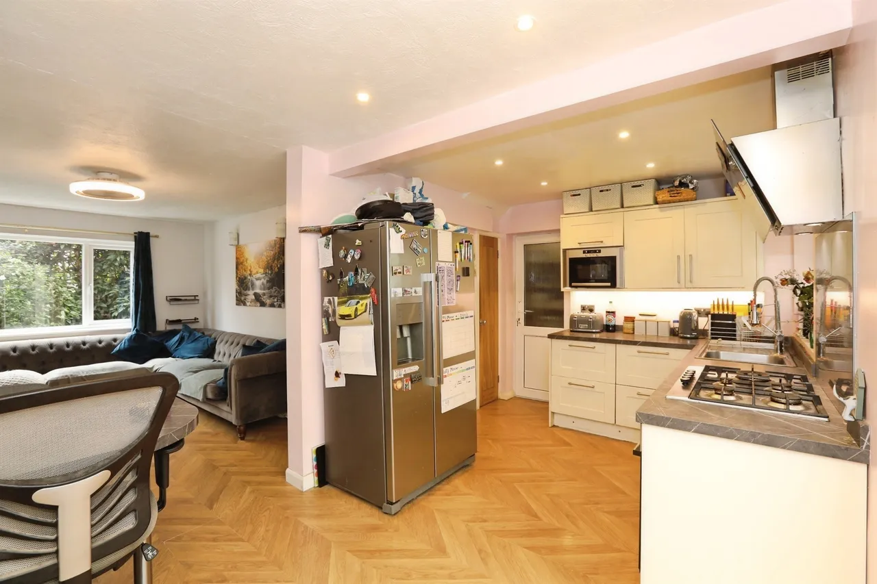 Woods Hill Close, Ashurst Wood, RH19, photo 5