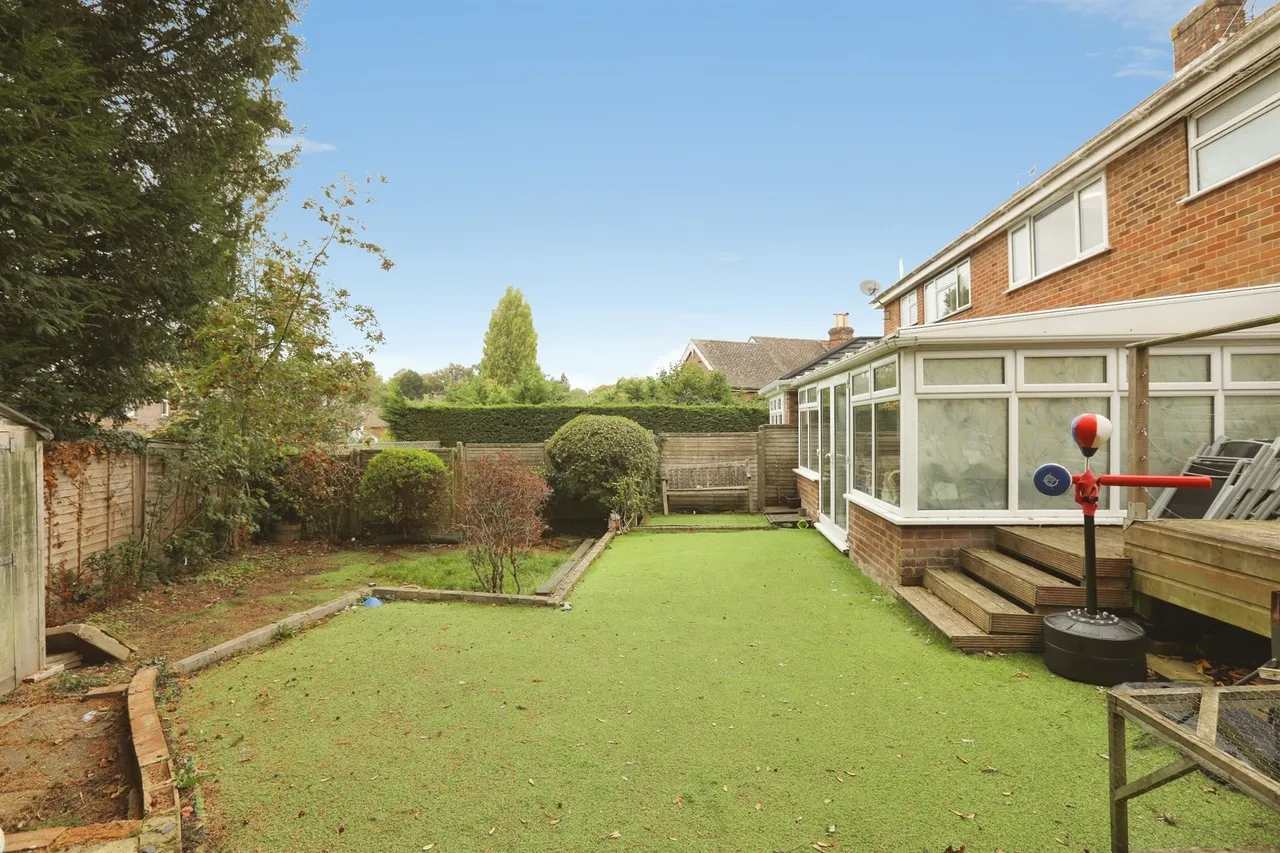 Woods Hill Close, Ashurst Wood, RH19, photo 13