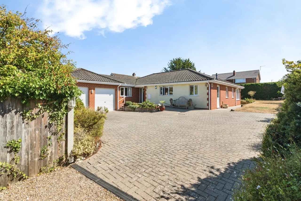 Lowestoft Road, Worlingham, Beccles, Suffolk, NR34, photo 25