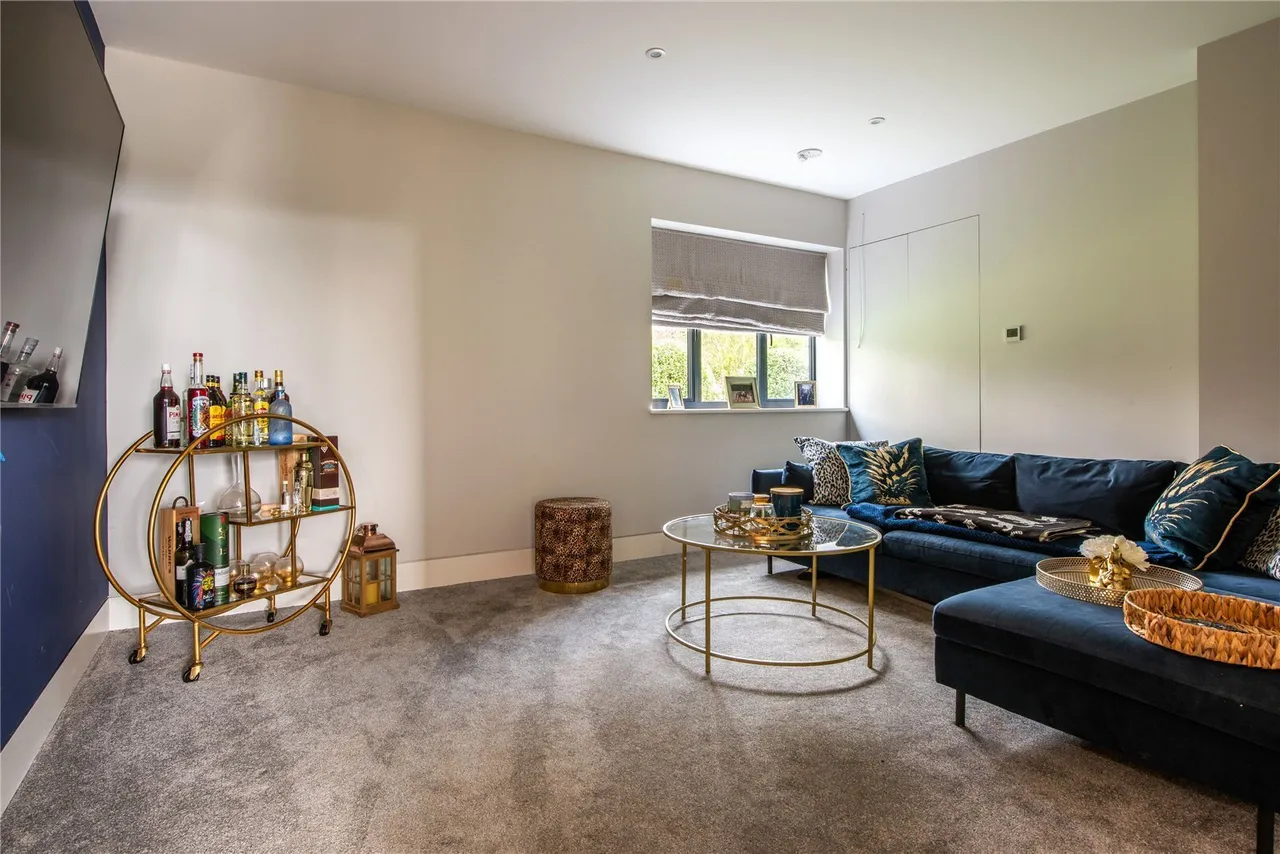Moorhurst Lane, Holmwood, RH5, photo 7