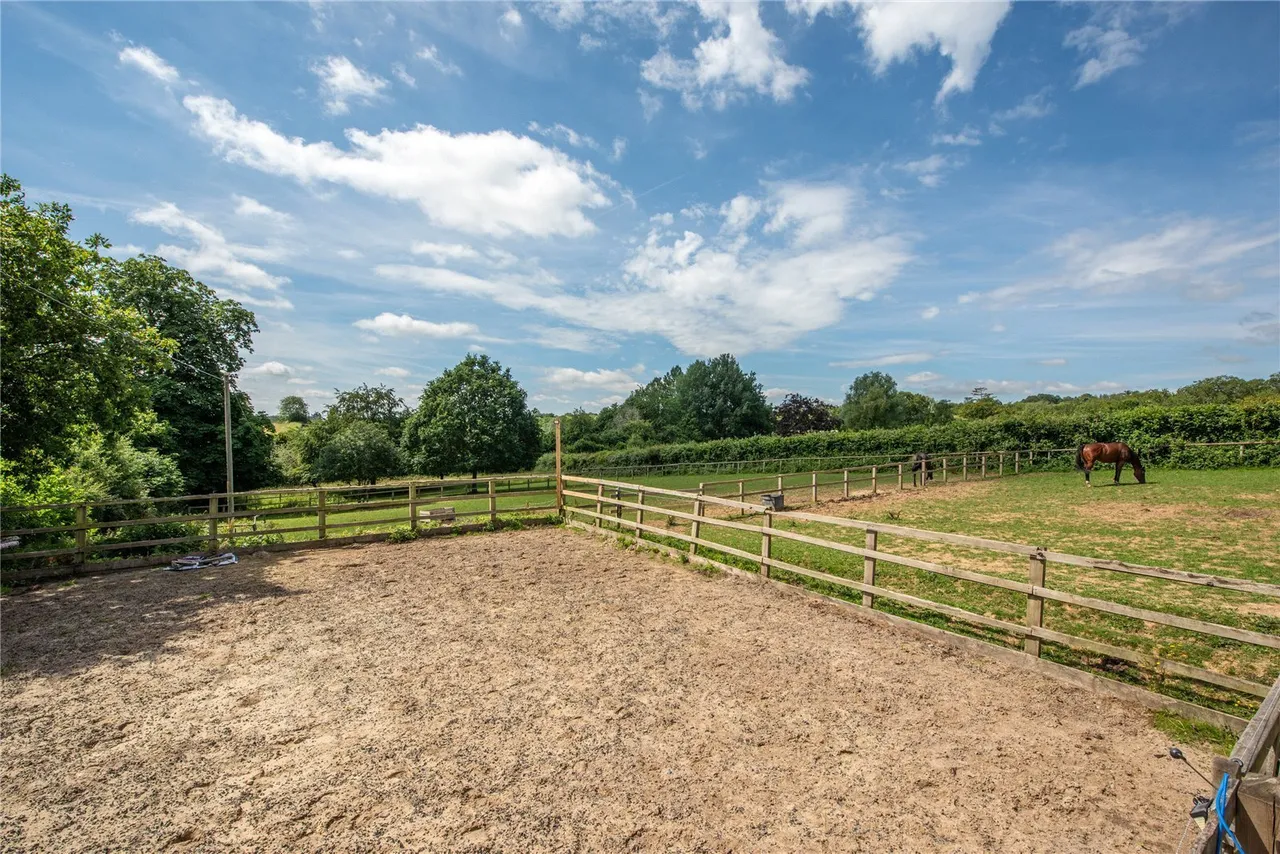 Moorhurst Lane, Holmwood, RH5, photo 19
