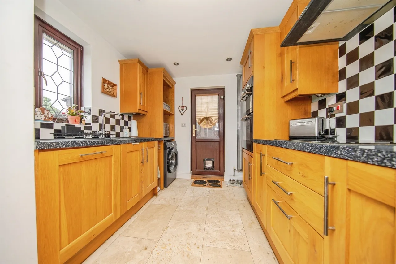 Davidson Close, Great Cornard, Sudbury, photo 8