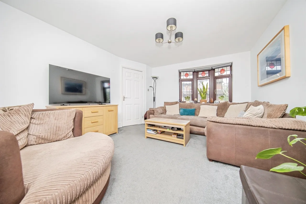 Davidson Close, Great Cornard, Sudbury, photo 2
