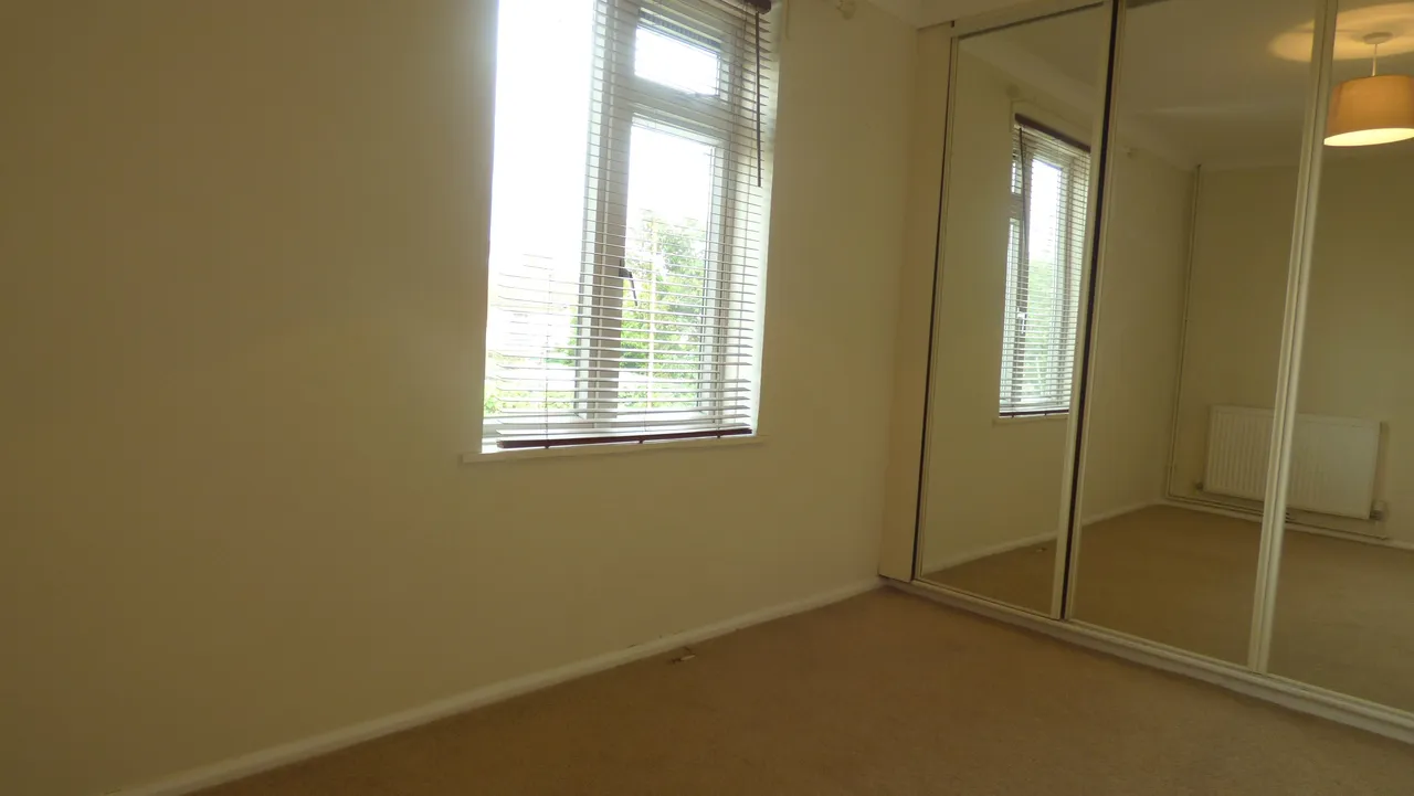 Childe Square, Tipner, PO2, photo 6