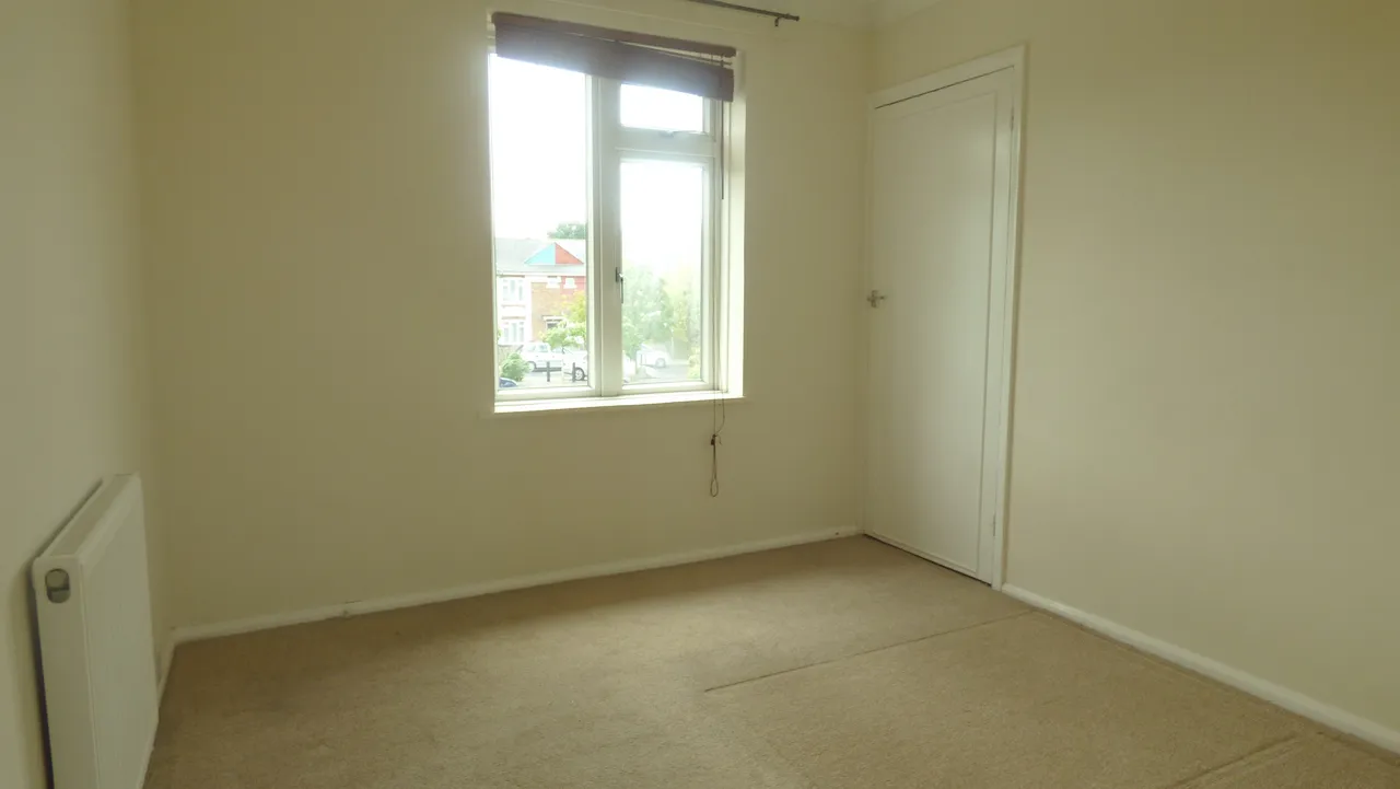 Childe Square, Tipner, PO2, photo 8