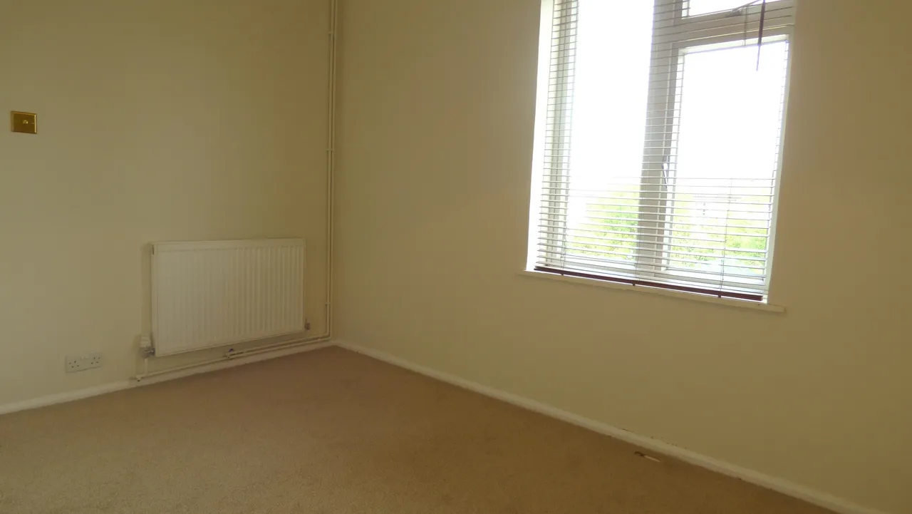 Childe Square, Tipner, PO2, photo 5
