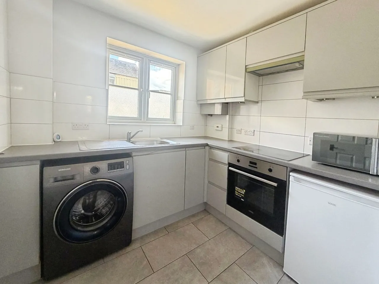 Hummer Road, Egham, TW20, photo 3