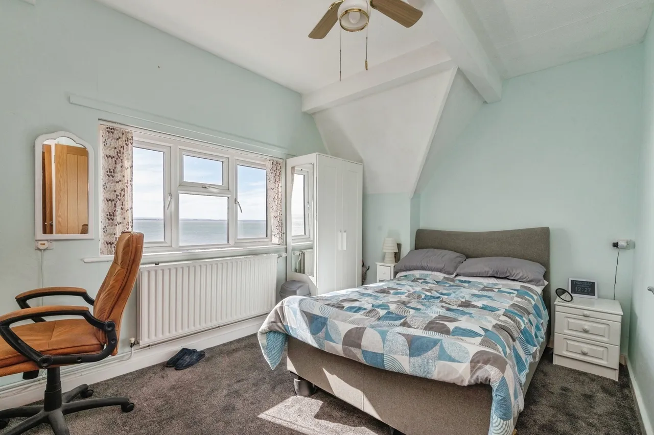 Shorefield Gardens, Westcliff-on-Sea, Essex, SS0, photo 9