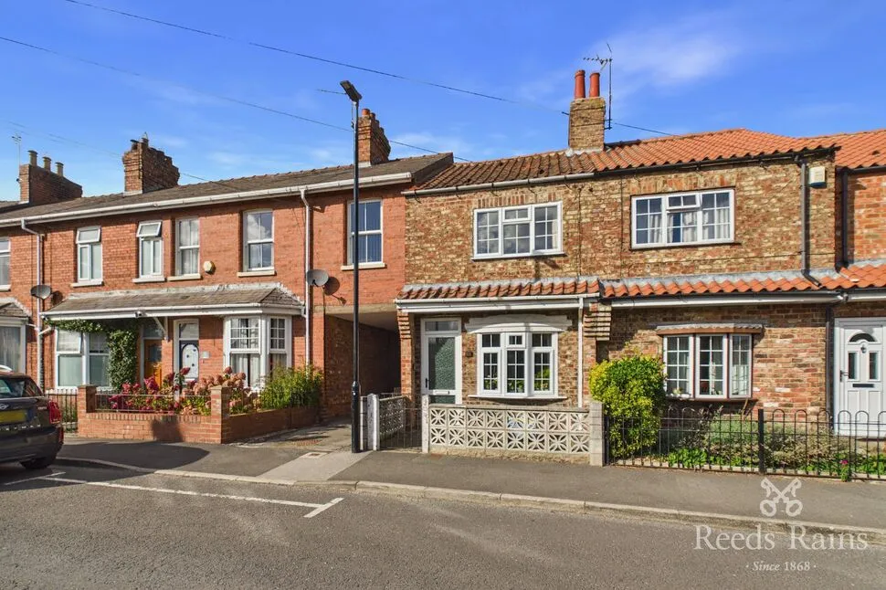 2 bed house for sale, West End, Strensall, YO32