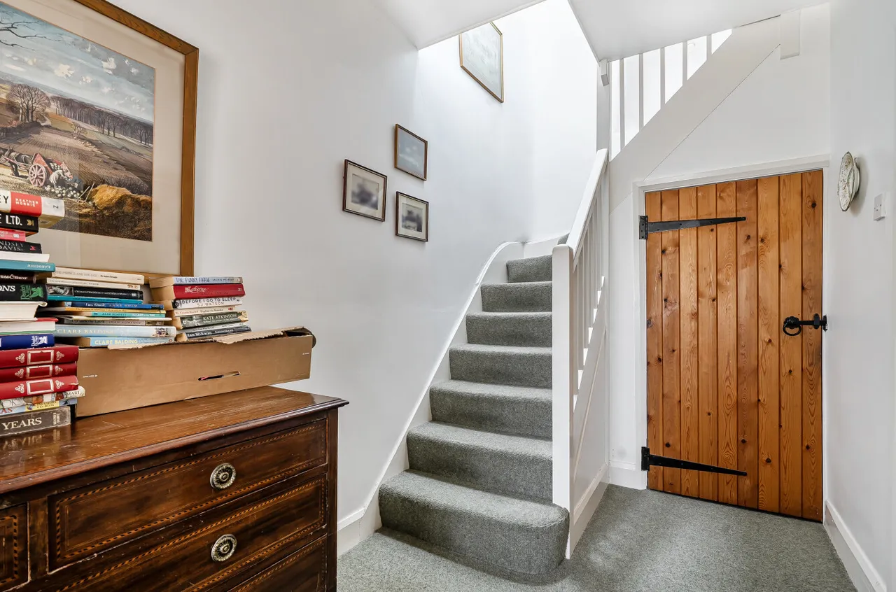 Over Wallop, Stockbridge, SO20, photo 8
