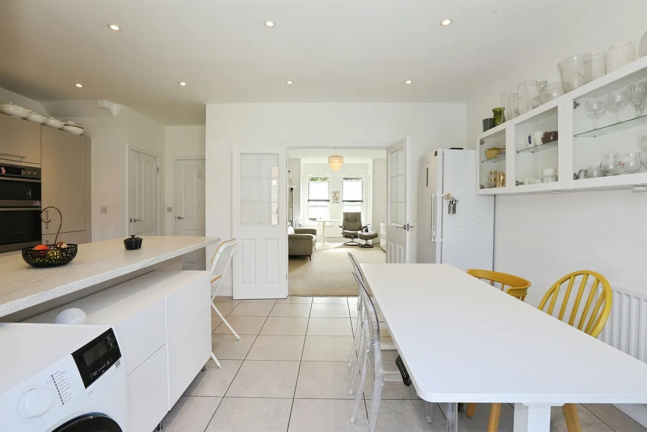 Wyvern Way, Burgess Hill, photo 4