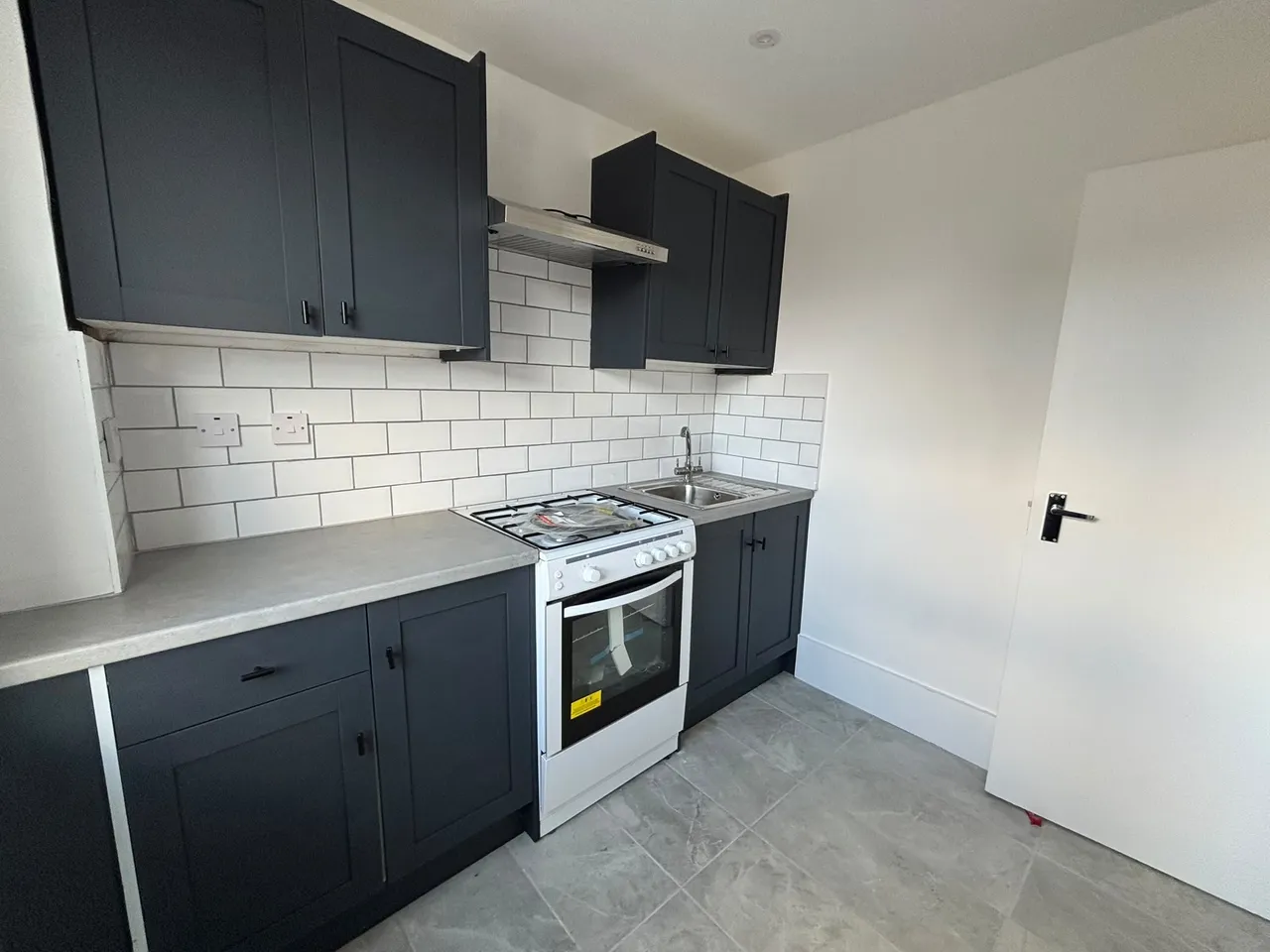 Frances Street, London, SE18, photo 5
