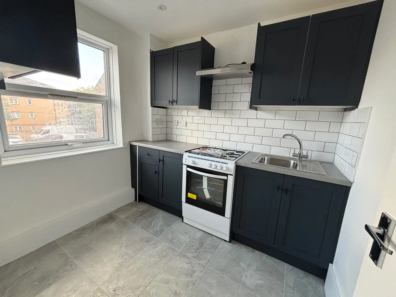 Frances Street, London, SE18, photo 6