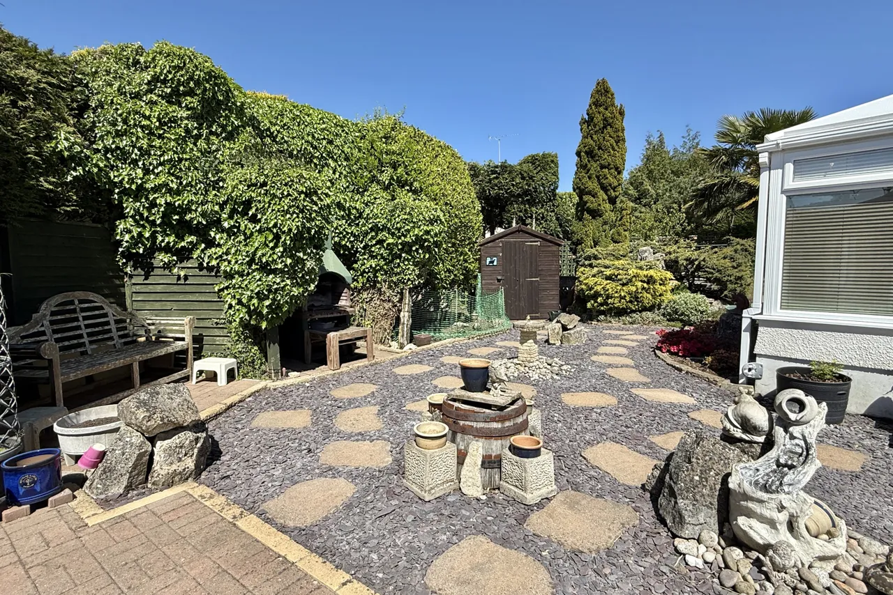 Laurel Close, St Leonards, BH24, photo 26