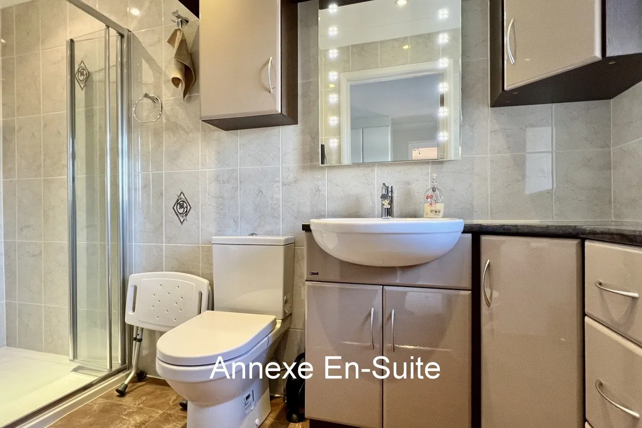 Laurel Close, St Leonards, BH24, photo 20